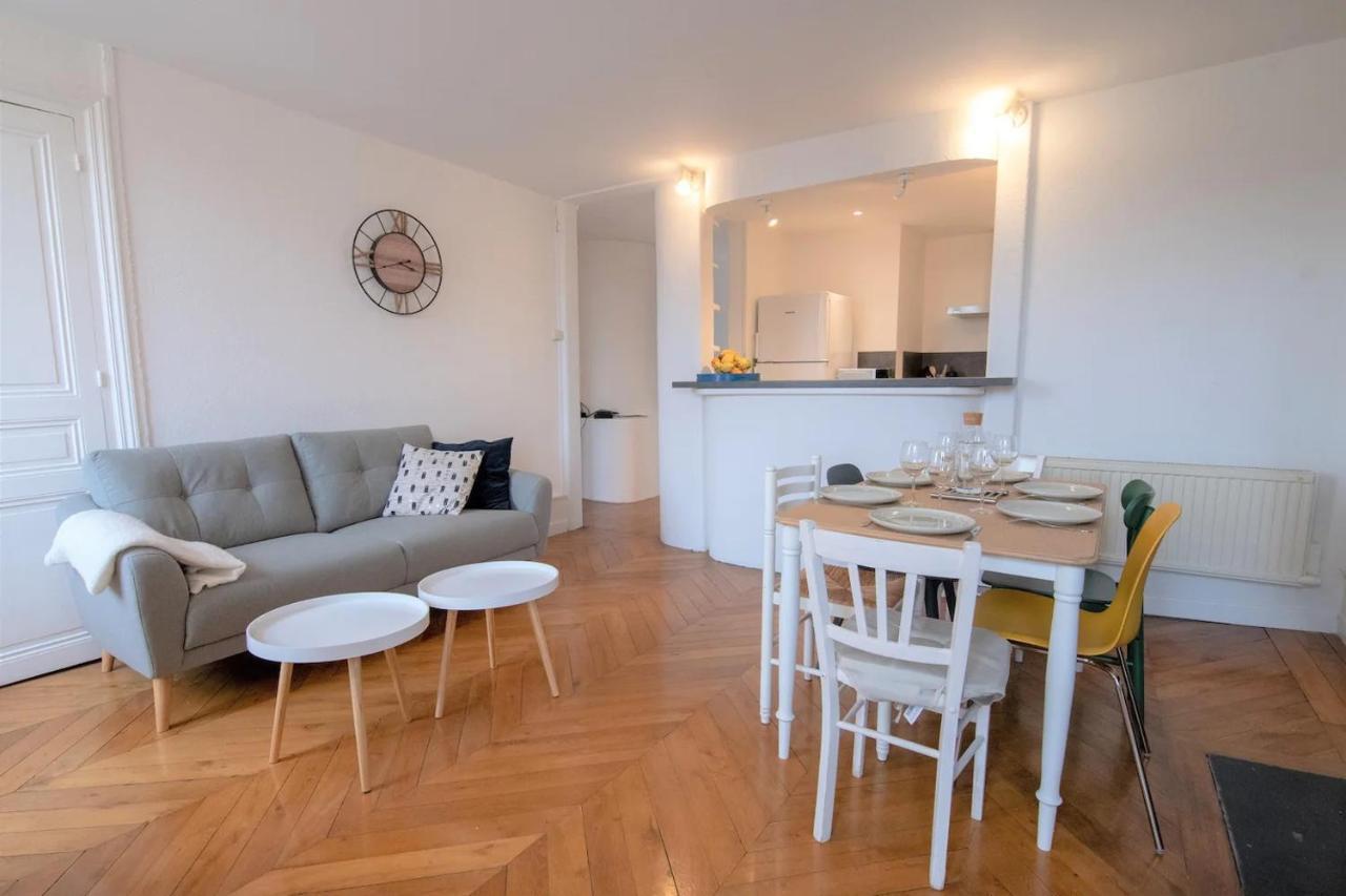 La Place Gourmande Mâcon 外观 照片