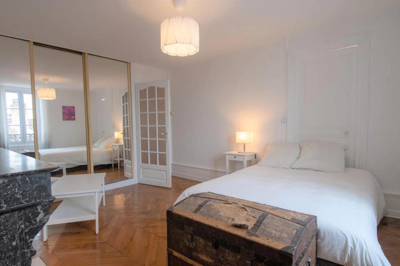 La Place Gourmande Mâcon 外观 照片